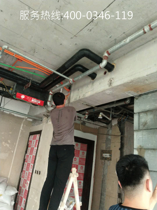 消防維保單位定期對建筑內(nèi)卷簾門系統(tǒng)維保工作